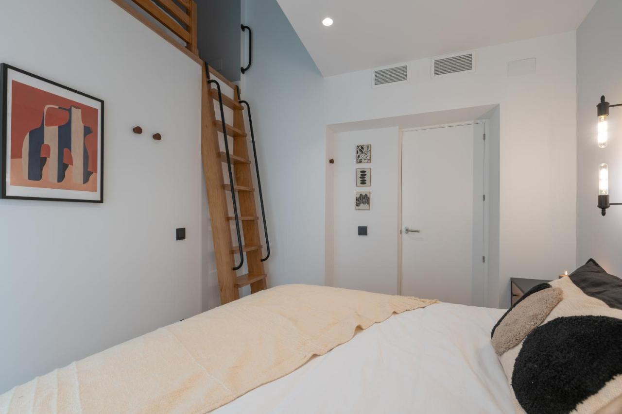 Exclusive Penthouse In Plaza La Merced Малага Екстериор снимка